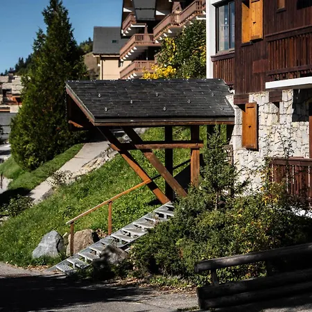 Résidence La Rimaye - 2 Pièces Situé Dans Le Quartier De Méribel Centre Proche De Toutes Les Commodités Mae-0331